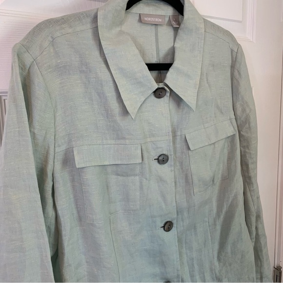 Nordstrom Long Sleeve Light Green Linen Button Down Blouse, size L - Picture 4 of 8